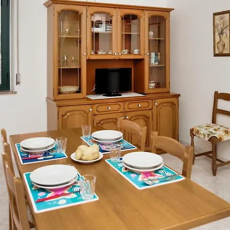 Italianway - La Spezia 2 Apartment *